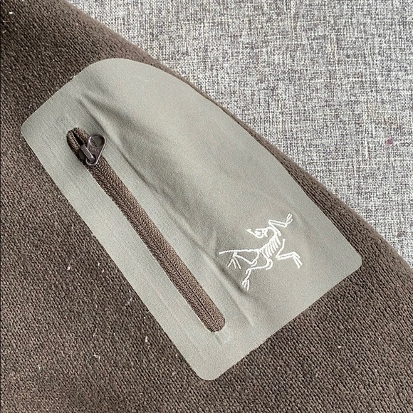 Arcteryx Men’s Medium Fleece Sweater - Picture 2 of 3